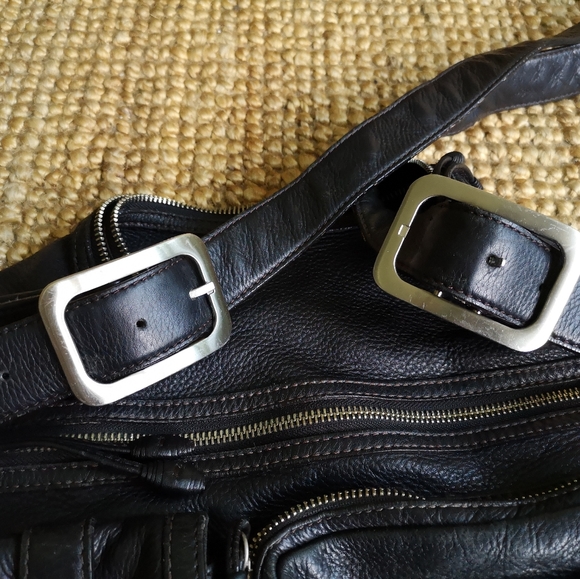 Cole Haan cross-body leather bag - Picture 4 of 8